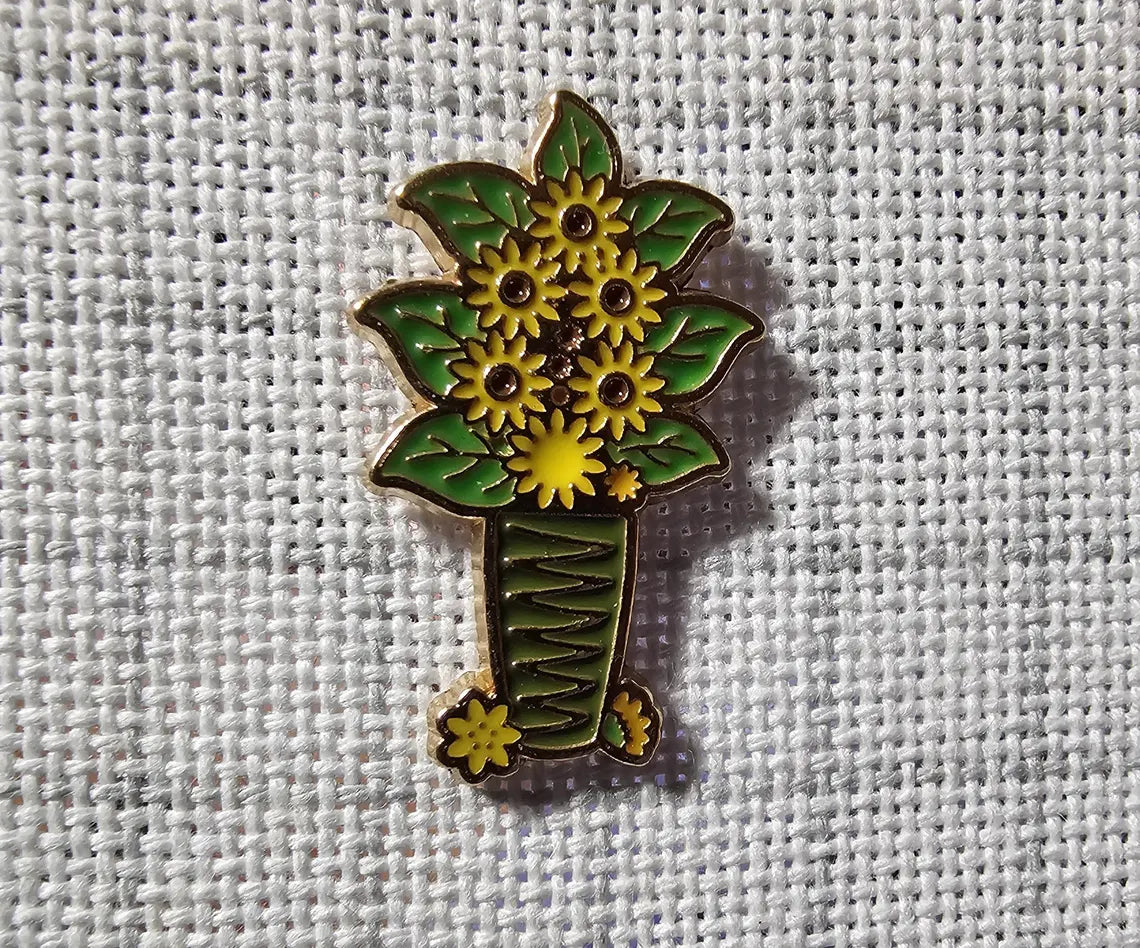Bunch of Sunflowers Magnetic Needle Minder for Embroidery Cross Stitch Needlepoint Diamond Painting Needle Nanny