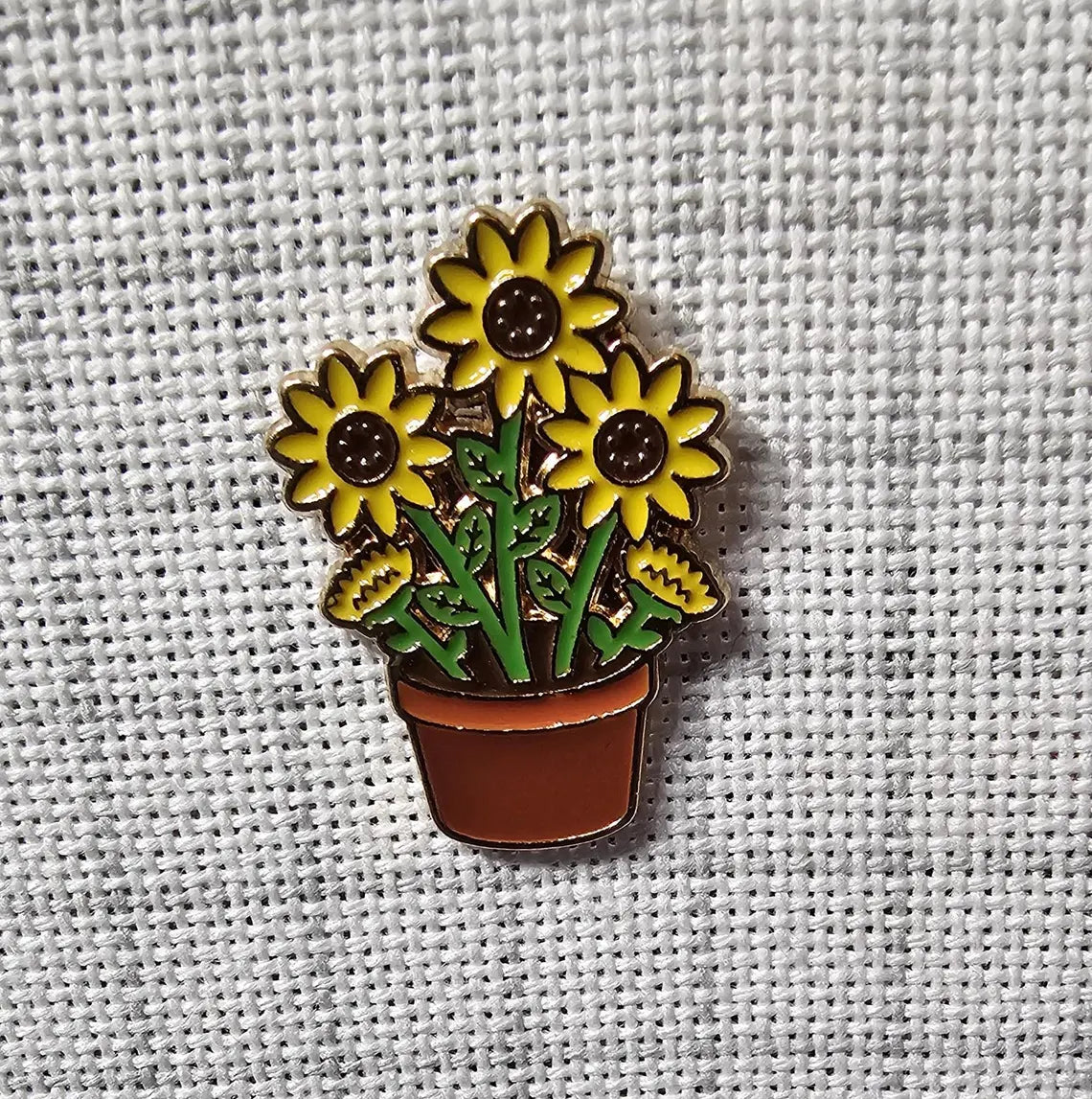 Bunch of Sunflowers Magnetic Needle Minder for Embroidery Cross Stitch Needlepoint Diamond Painting Needle Nanny