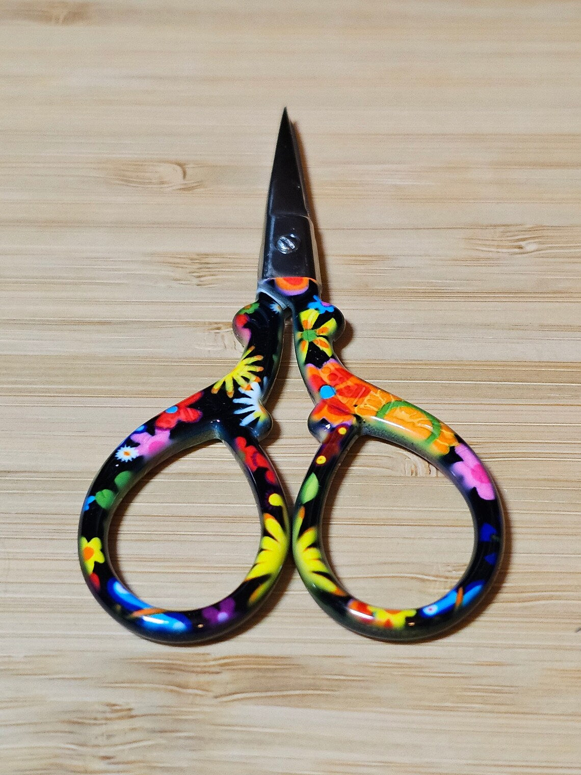 Colorful Embroidery Nail Scissors for Cross Stitch, Needlepoint, Knitting, Crocheting Sharp Fine Point Blades for Sewing TSA Safe 3.6"
