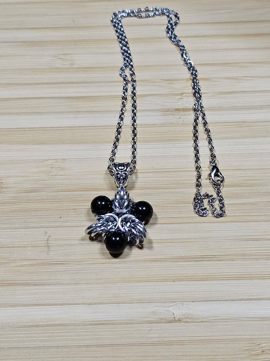 Elf Star Small Silver Chainmail And Black Agate Anodized Aluminum Necklace